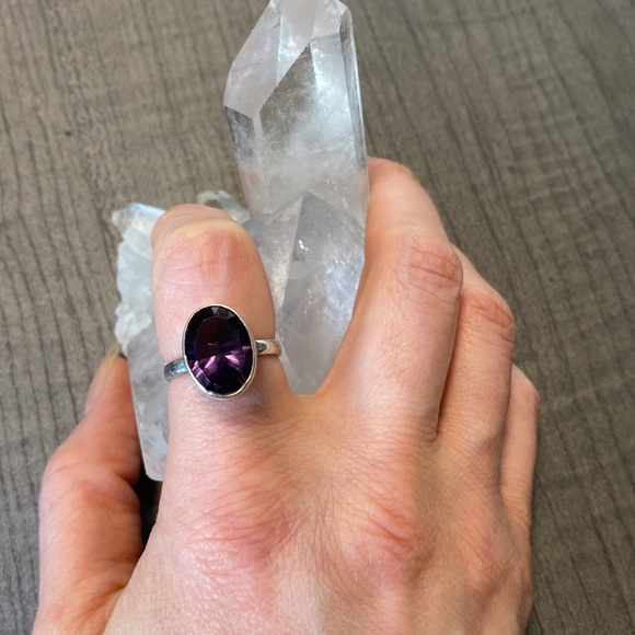 Faceted Amethyst Crystal Gemstone, 925 Sterling Silver Ring - Picture 8 of 16